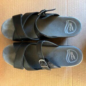 Dansko Sela Pull Up Black - Women's EU 39, US 8 to 8.5